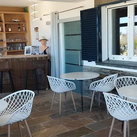 Landhuisvilla Pardalot Bed & Breakfast Calig