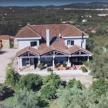 Landhuisvilla Pardalot Nocleg ze śniadaniem Cálig